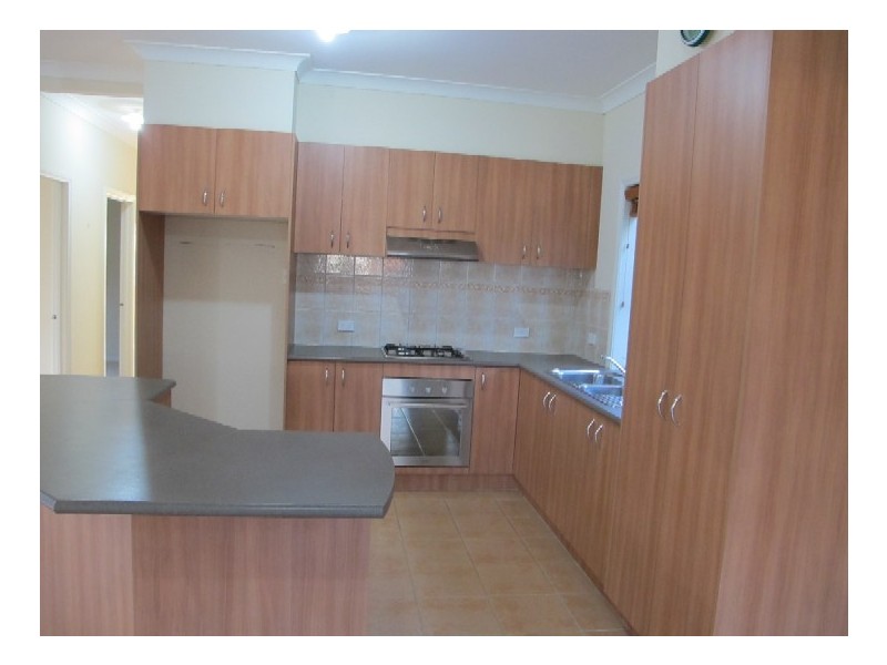 31 Pendragon Crescent, Derrimut VIC 3030