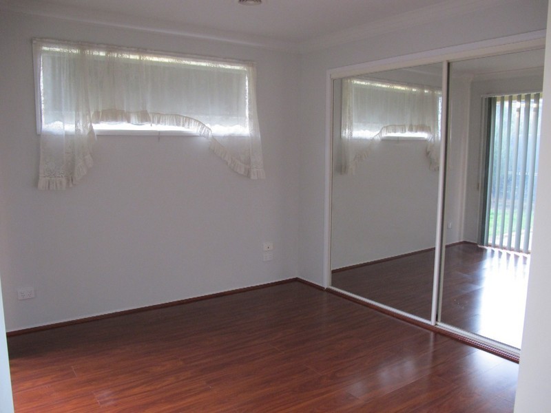 35 Berthon Crescent, Hillside VIC 3037