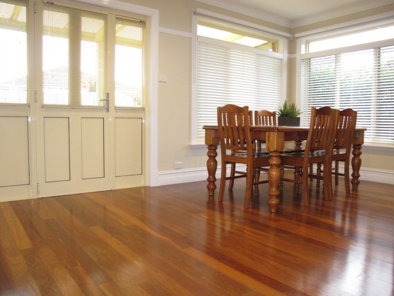 12 Whitmore Place, Hillside VIC 3037