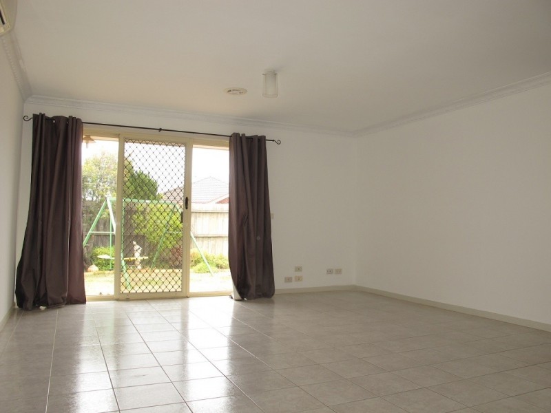 15 Santolin Drive, Hillside VIC 3037