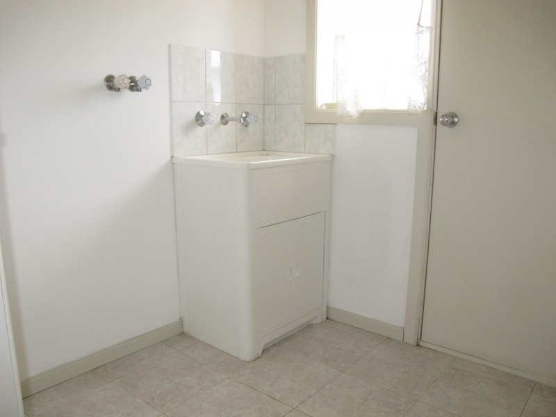 15 Santolin Drive, Hillside VIC 3037