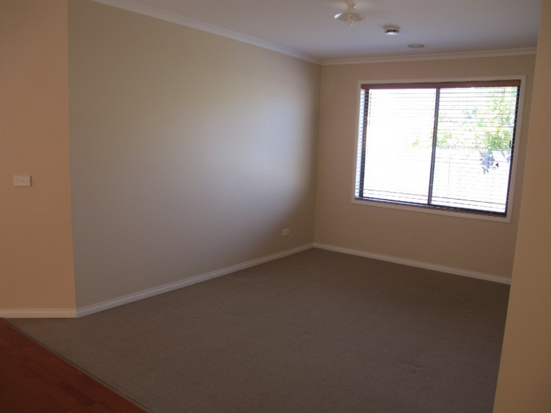 83 Watervale Blvd, Taylors Hill VIC 3037