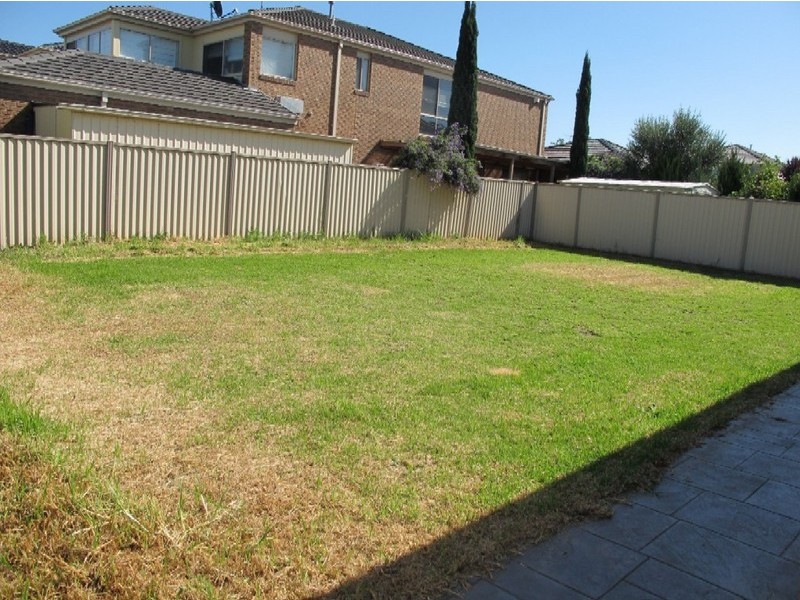 83 Watervale Blvd, Taylors Hill VIC 3037