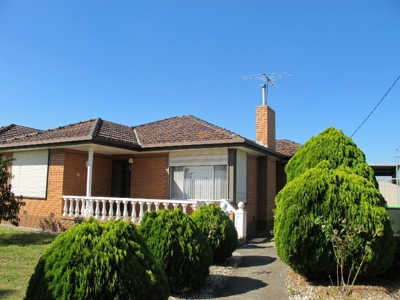 34 Emily Street, St Albans VIC 3021