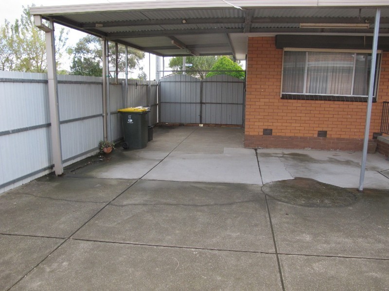 34 Emily Street, St Albans VIC 3021