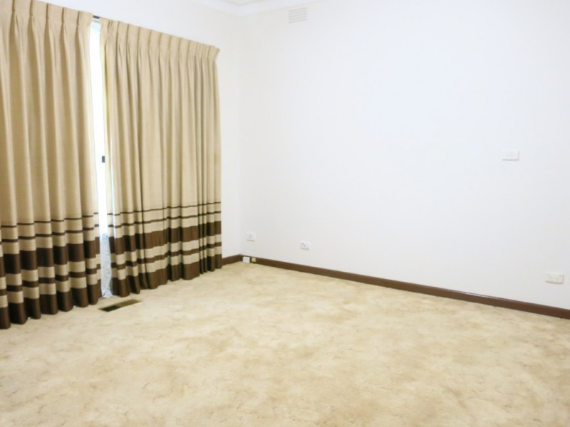 58 Rockbank Road, Ardeer VIC 3022