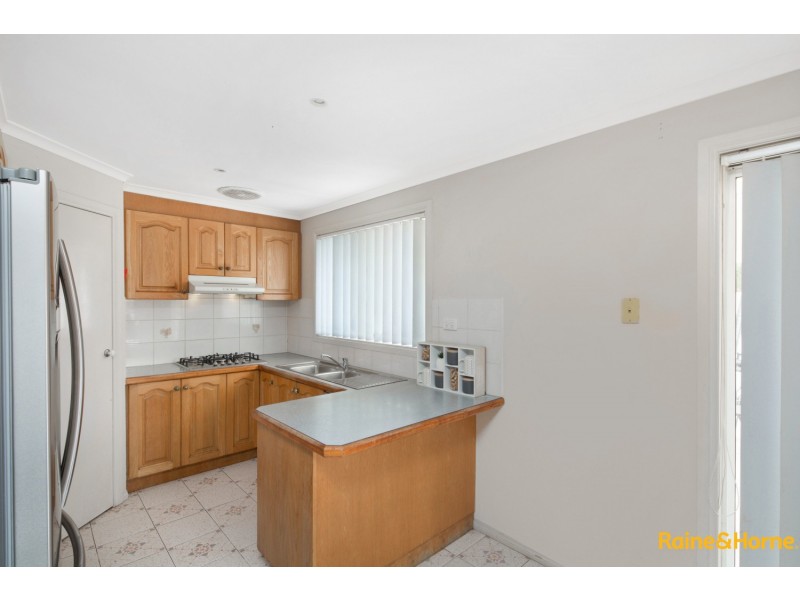 18 Billungah Place, Burnside VIC 3023