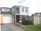 1/8 Sherdley Green, Caroline Springs VIC 3023