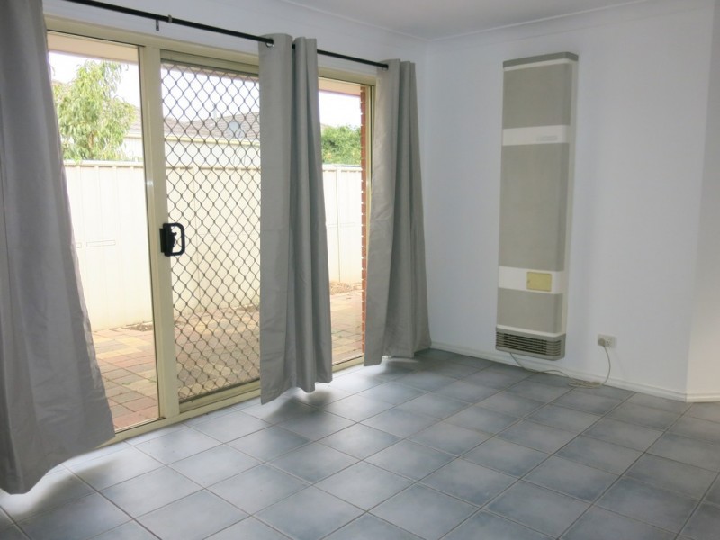 14 Wyperfeld Circuit, Caroline Springs VIC 3023