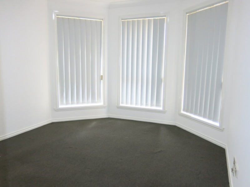 14 Wyperfeld Circuit, Caroline Springs VIC 3023