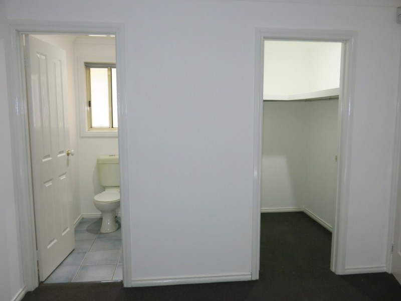 14 Wyperfeld Circuit, Caroline Springs VIC 3023