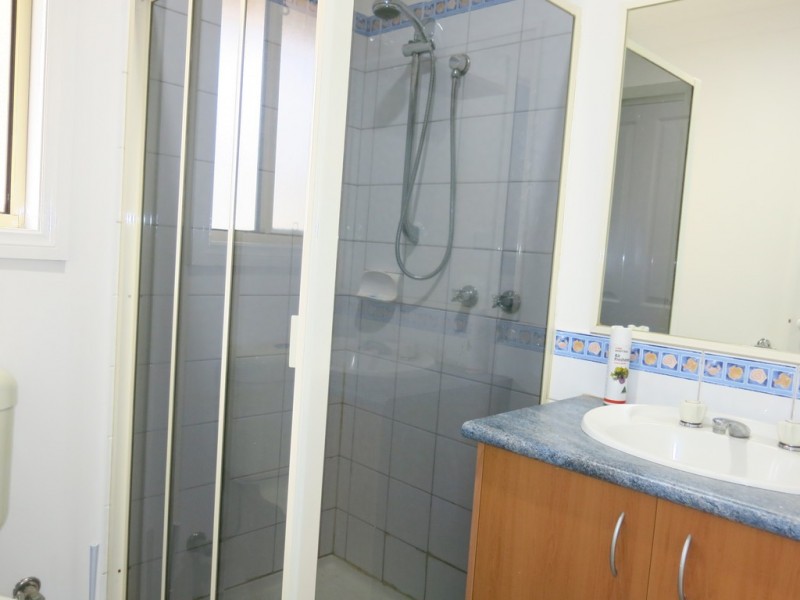 14 Wyperfeld Circuit, Caroline Springs VIC 3023