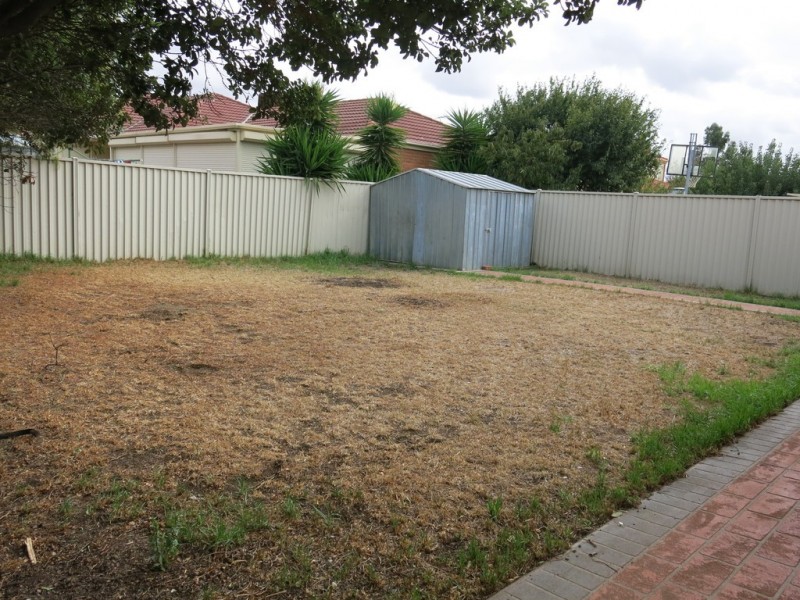 14 Wyperfeld Circuit, Caroline Springs VIC 3023