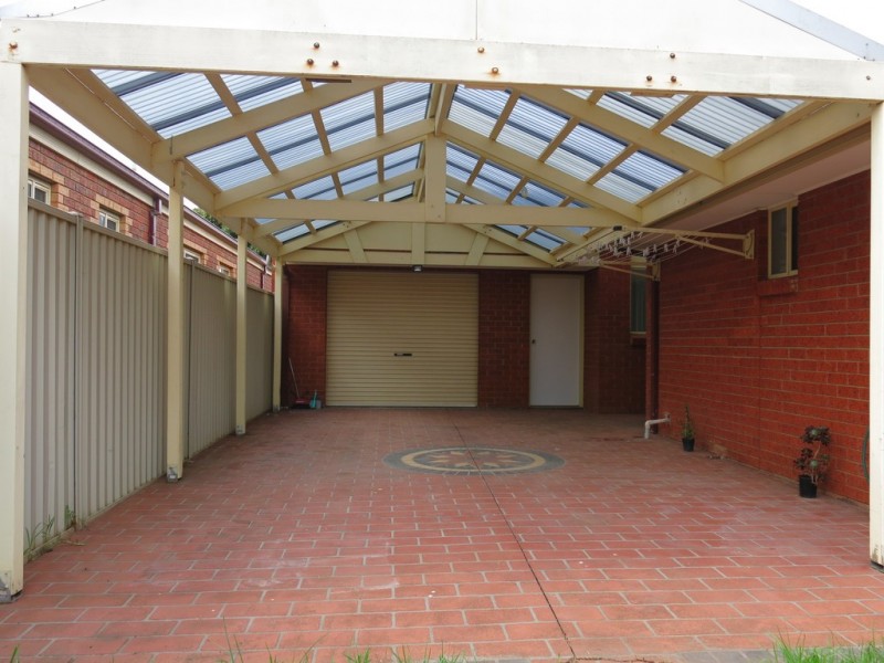 14 Wyperfeld Circuit, Caroline Springs VIC 3023