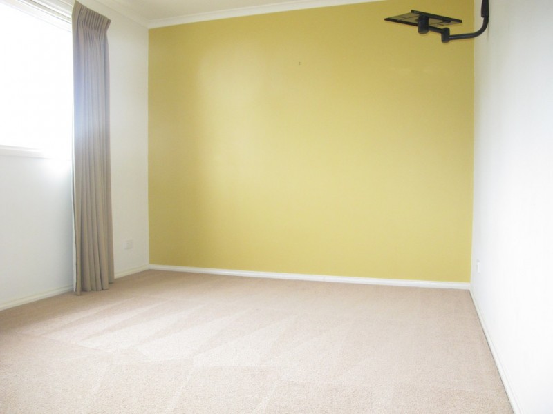 7 Northampton Crescent, Caroline Springs VIC 3023