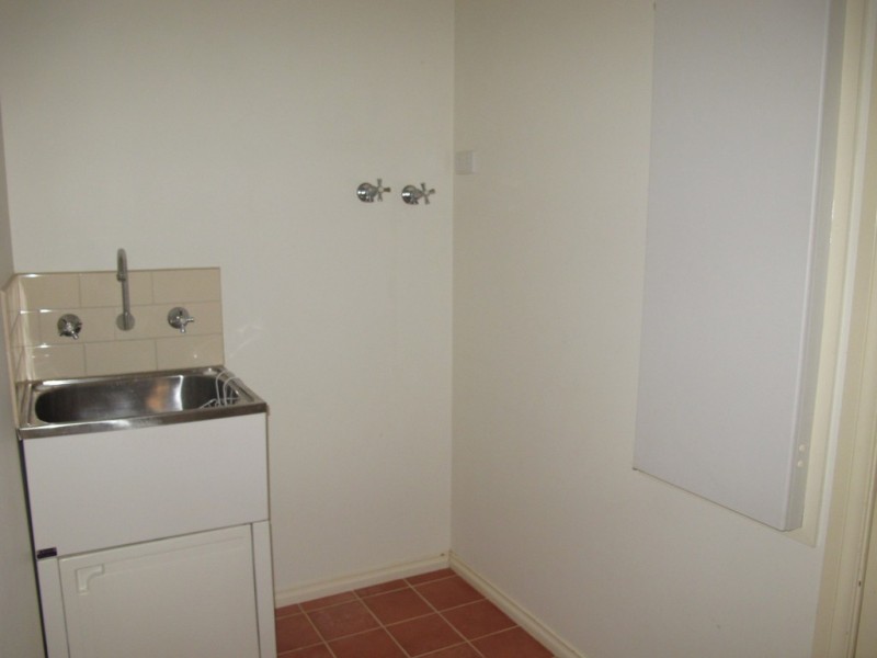 7 Northampton Crescent, Caroline Springs VIC 3023