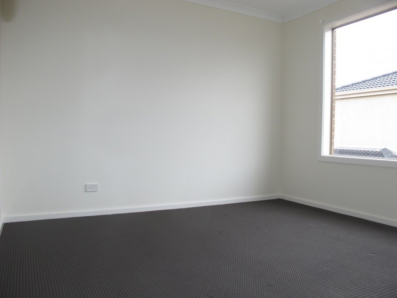 12 Zammit Lane, Hillside VIC 3037