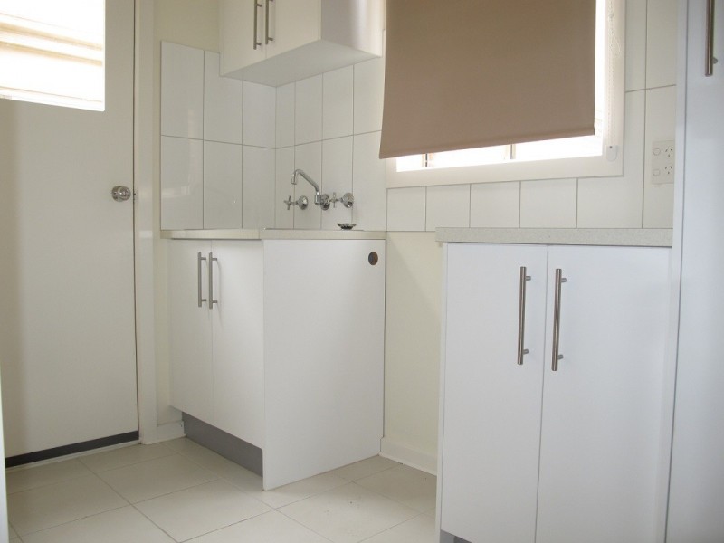 12 Zammit Lane, Hillside VIC 3037