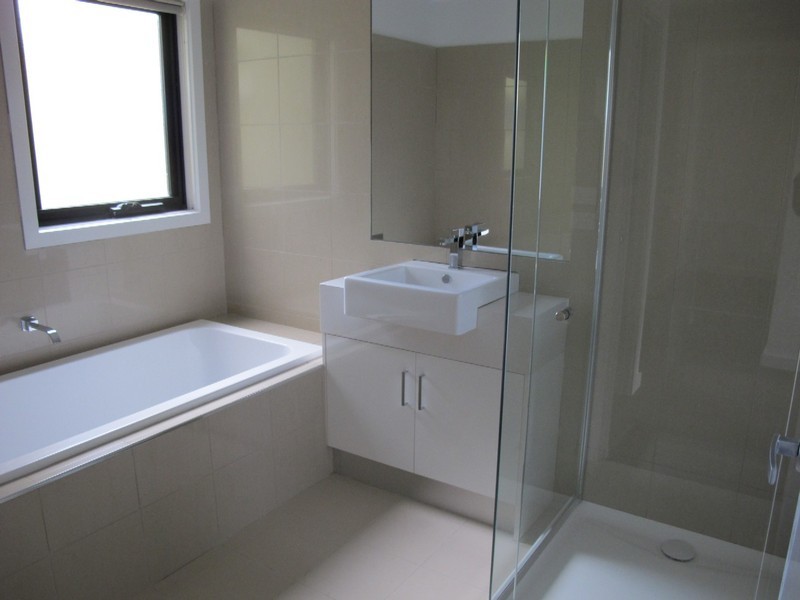 3/5 Chelsworth Place, Caroline Springs VIC 3023