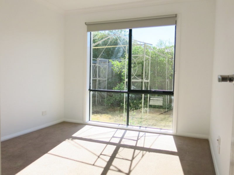 11 Regent Close, Burnside Heights VIC 3023