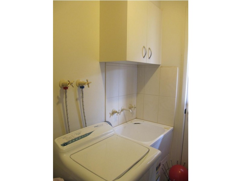 19 Gisborne Way, Caroline Springs VIC 3023