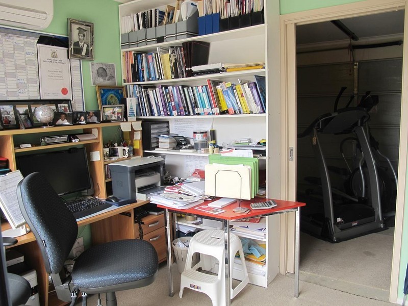 19 Gisborne Way, Caroline Springs VIC 3023