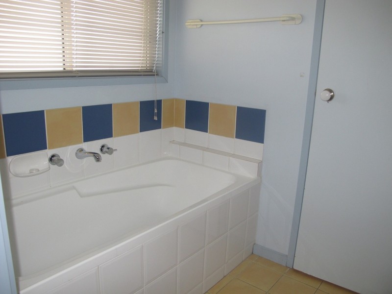 7 Freeman Avenue, Burnside VIC 3023