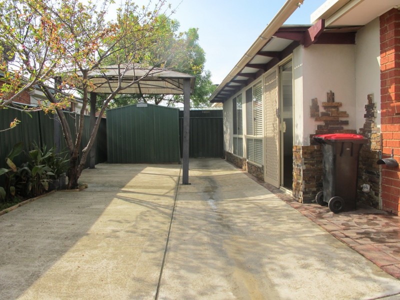 7 Freeman Avenue, Burnside VIC 3023