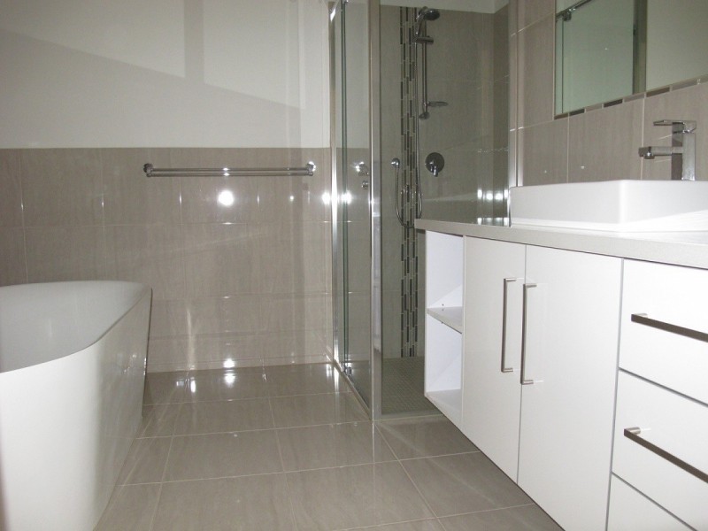 2/30 Albert Rd, Sydenham VIC 3037