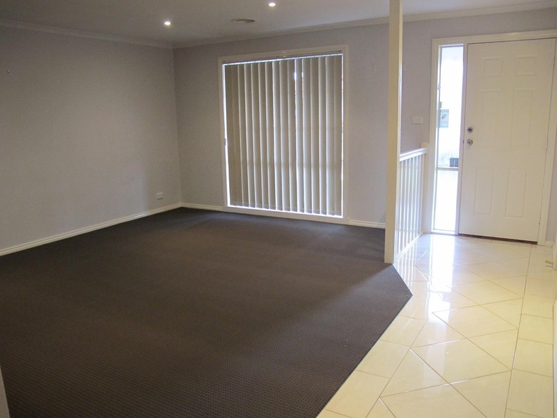54 Clarendon Wynd, Caroline Springs VIC 3023