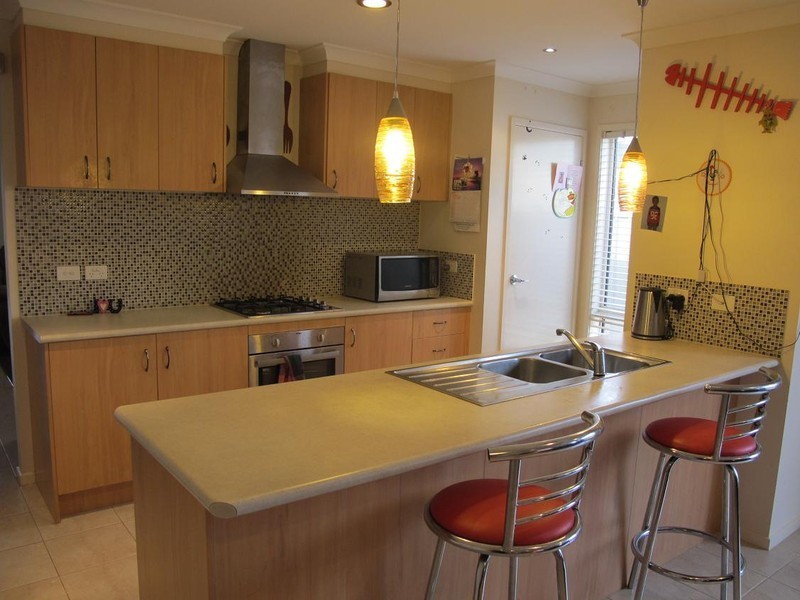 38 Olsen Retreat, Caroline Springs VIC 3023