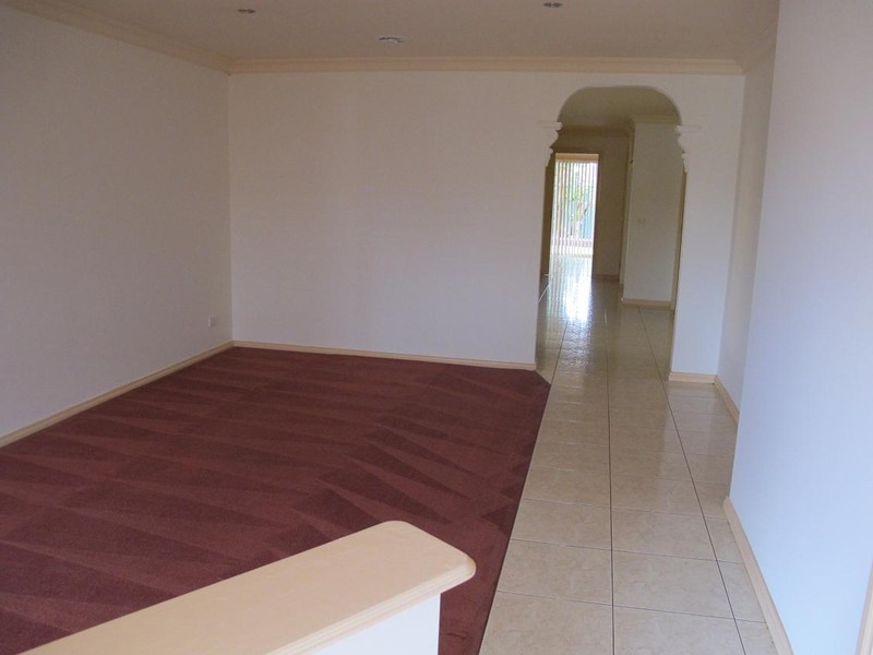 37 William Circuit, Caroline Springs VIC 3023