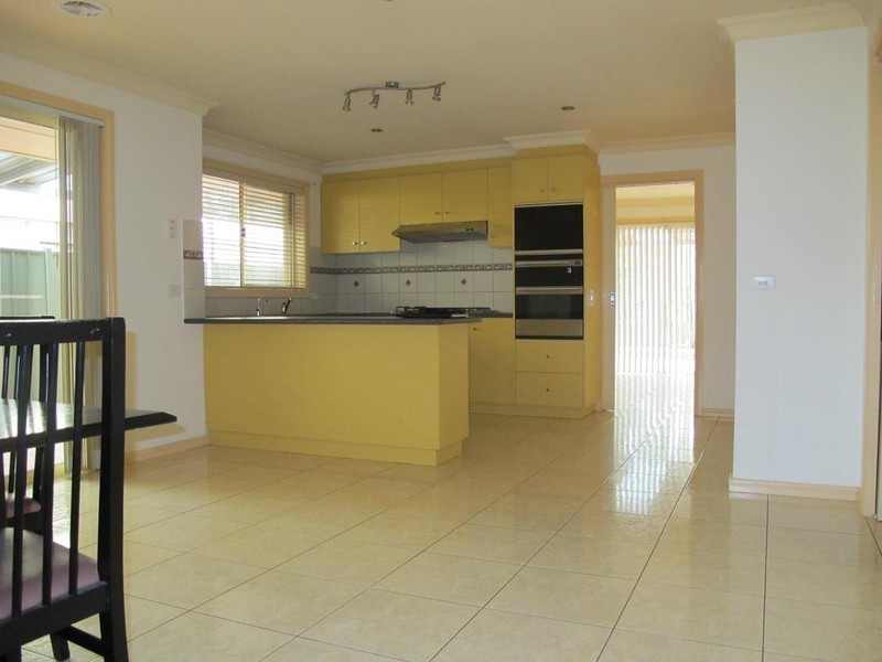 37 William Circuit, Caroline Springs VIC 3023