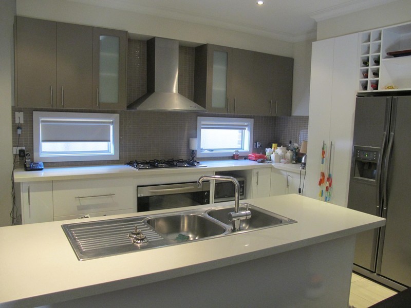 28 Forest Glade Way, Caroline Springs VIC 3023