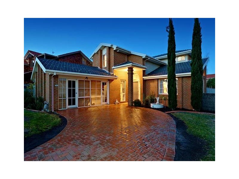 10 Rodmar Close, Hillside VIC 3037