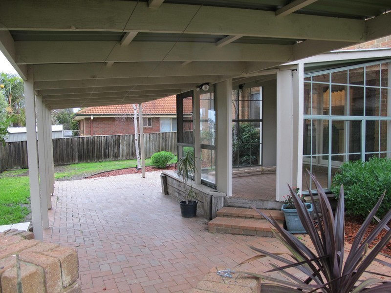 10 Rodmar Close, Hillside VIC 3037