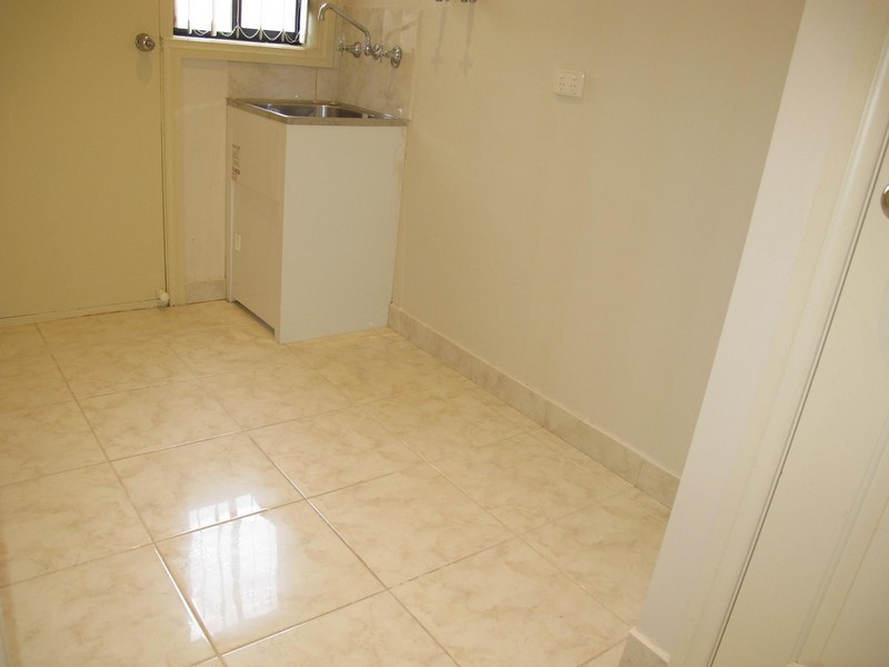 42 St Vincents Way, Caroline Springs VIC 3023