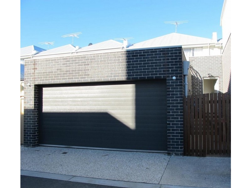 50 The Broadway, Caroline Springs VIC 3023