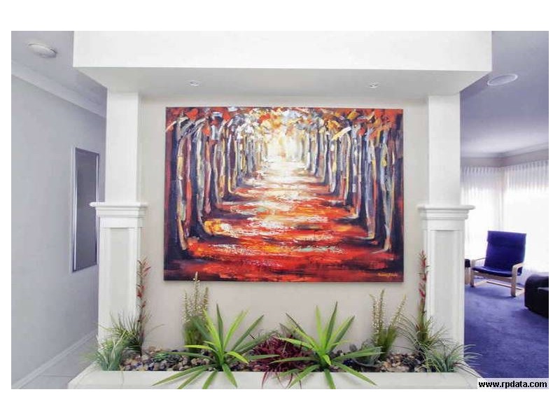 28 Gisborne Way, Caroline Springs VIC 3023