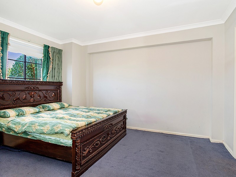 28 Gisborne Way, Caroline Springs VIC 3023