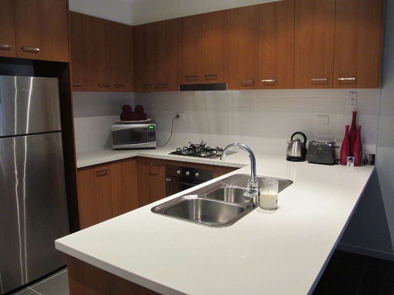 13 Bay Street, Caroline Springs VIC 3023