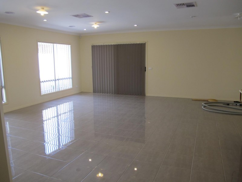 26 Jamieson Link, Caroline Springs VIC 3023