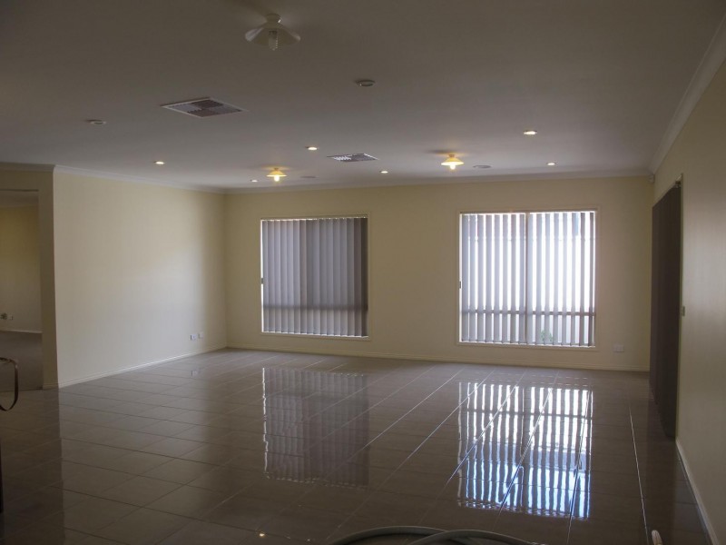 26 Jamieson Link, Caroline Springs VIC 3023