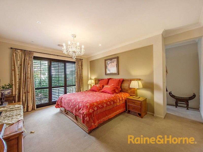 7 Drummoyne Tce, Taylors Hill VIC 3037
