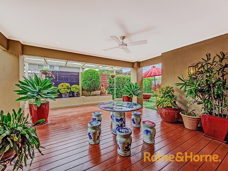 7 Drummoyne Tce, Taylors Hill VIC 3037