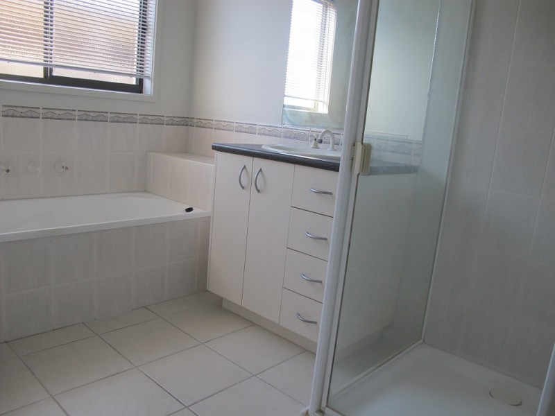 49 Menzies Drive, Burnside Heights VIC 3023