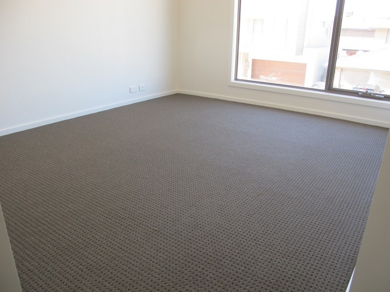 25 Marine Parade, Caroline Springs VIC 3023