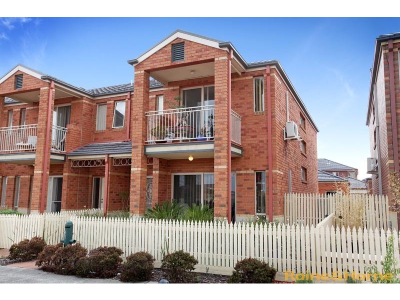 41 Amberlea Circuit, Taylors Hill VIC 3037