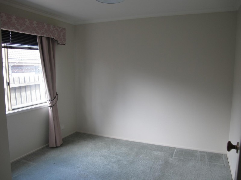 9 Penlow Court, Hillside VIC 3037