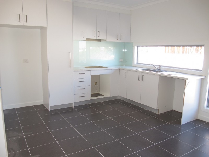 19/ 69-77 Lancefield Drive, Caroline Springs VIC 3023